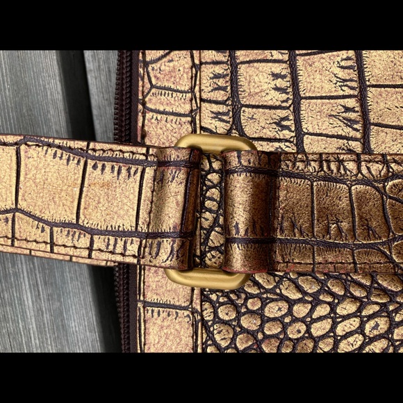 Falor Italian Leather Croc Print Large Bag Excellent Used Condition. - Picture 7 of 12